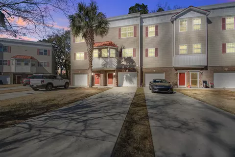 4628 N Palm View Cir, North Charleston, SC 29418