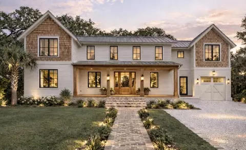 22 Charlestowne Rd, Charleston, SC 29407