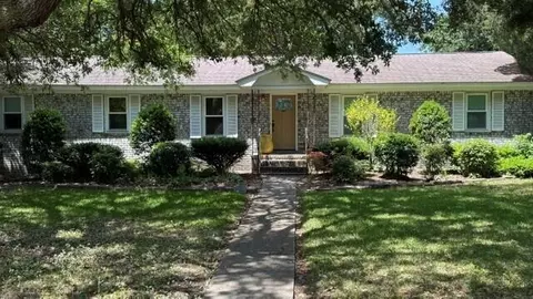 1327 Oceanview Rd, Charleston, SC 29412