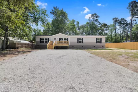 1044 Longpoint Rd, Cross, SC 29436