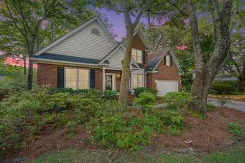 424 Springfield Rd, Mount Pleasant, SC 29464