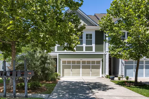 2049 Kings Gate Ln, Mount Pleasant, SC 29466