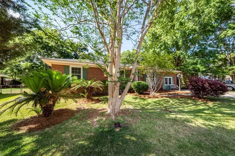 210 Farm Rd, Goose Creek, SC 29445