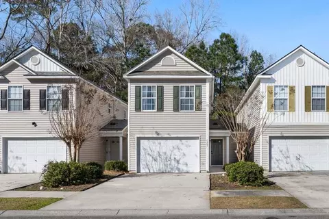 1207 Vistiana Dr, North Charleston, SC 29420