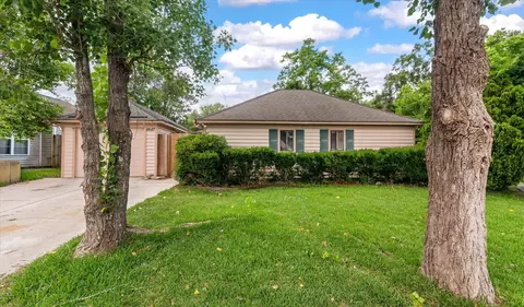 8687 Elsinore Ct, North Charleston, SC 29406