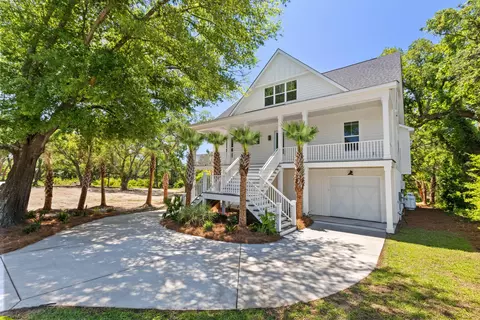 19 Broadway St, Mount Pleasant, SC 29464
