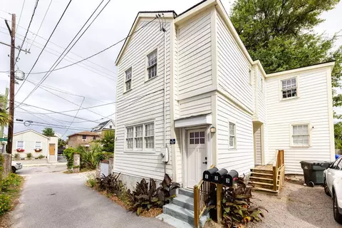 1 Drews Aly, Charleston, SC 29403