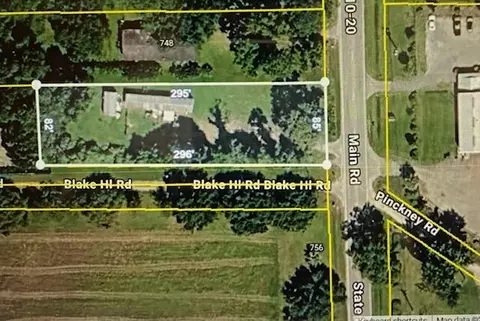752 Main Rd, Johns Island, SC 29455