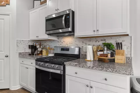 Kitchen - 460 Cedarview Rd, Summerville, SC 29486 photo 3 of 3
