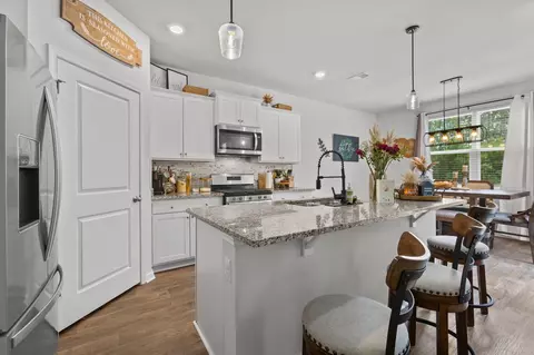 Kitchen - 460 Cedarview Rd, Summerville, SC 29486 photo 2 of 3