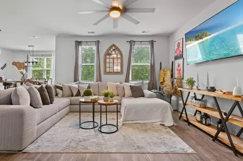 Living - 460 Cedarview Rd, Summerville, SC 29486 photo 1 of 1