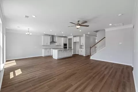 Living - 377 Blue Oak Dr, Moncks Corner, SC 29461 photo 2 of 5