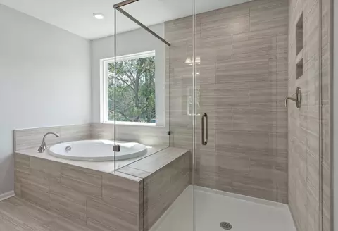 Bath - 377 Blue Oak Dr, Moncks Corner, SC 29461 photo 4 of 6