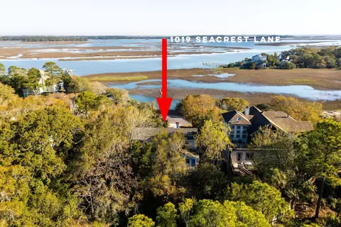 1019 Seacrest Ln, Folly Beach, SC 29439