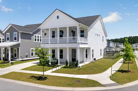 202 Narrowleaf Ave, Summerville, SC 29485