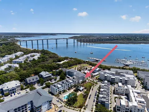 301 Longshore St #421, Charleston, SC 29492