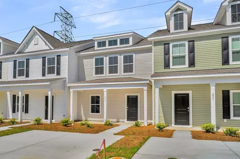 218 Harding Ln, Goose Creek, SC 29445