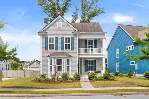 2073 Kemmerlin St, Johns Island, SC 29455