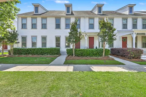 177 Great Lawn Dr, Summerville, SC 29486