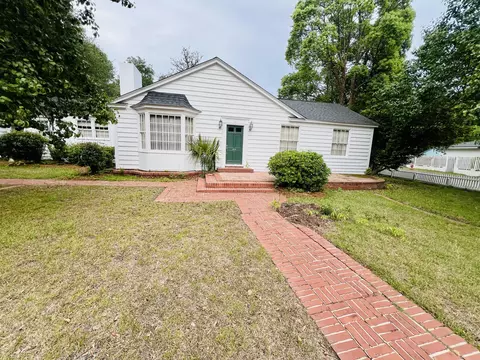 200 N Lemacks St, Walterboro, SC 29488