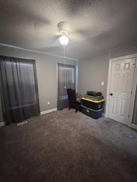 Bedroom - 364 Pond Town Rd, Hampton, SC 29924 photo 2 of 4