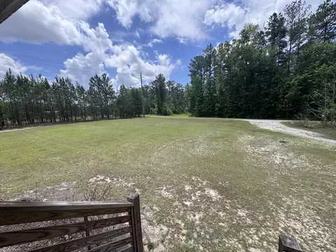Exterior - 364 Pond Town Rd, Hampton, SC 29924 photo 4 of 5