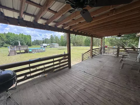 Exterior - 364 Pond Town Rd, Hampton, SC 29924 photo 3 of 5
