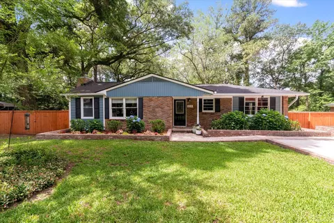 112 Live Oak Rd, Summerville, SC 29485