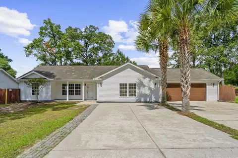 207 Amy Dr, Goose Creek, SC 29445