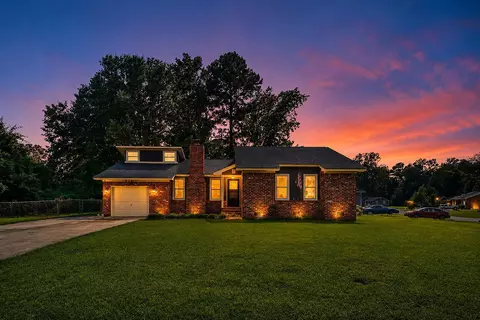 525 Savannah Rd, Ladson, SC 29456