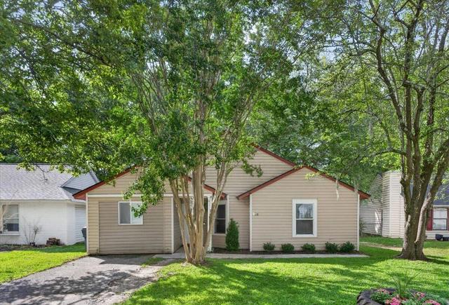 160 Mickler Dr, Ladson, SC 29456