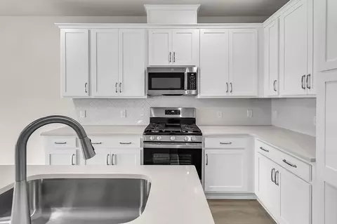 108 Breezy Day Dr, Summerville, SC 29486