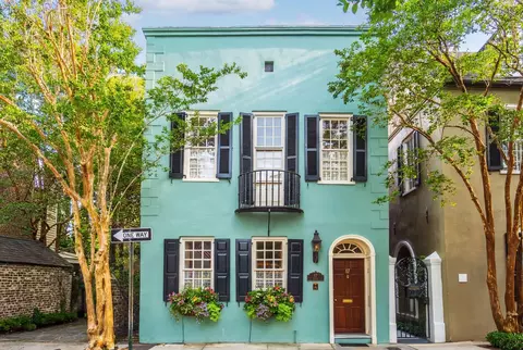 17 Tradd St, Charleston, SC 29401