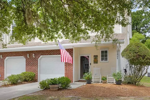 1268 Fenwick Plantation Rd, Johns Island, SC 29455