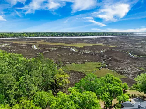 2453 Vaucluse Rd, Charleston, SC 29414
