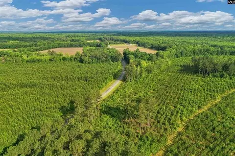 5120 N Brewington Rd #10, Manning, SC 29102