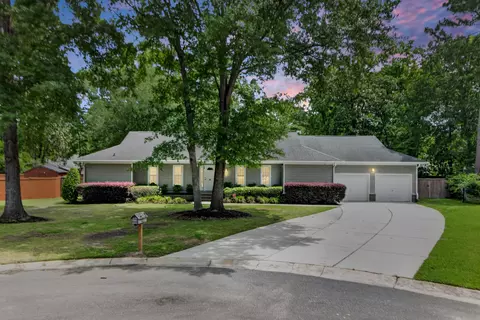 19 Milano Ct, Hanahan, SC 29410