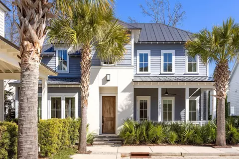 1124 Fulton Hall Ln, Mount Pleasant, SC 29466