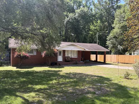 1120 Graham St, Saint Stephen, SC 29479