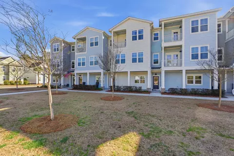 639 N Laurel St, Summerville, SC 29483