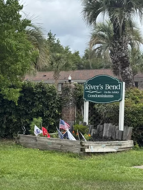 870 Colony Dr #A 10, Charleston, SC 29407