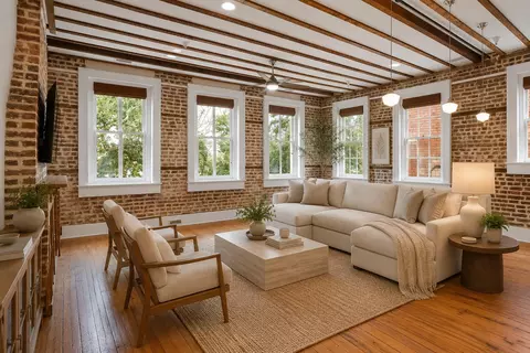 125 Meeting St #D, Charleston, SC 29401