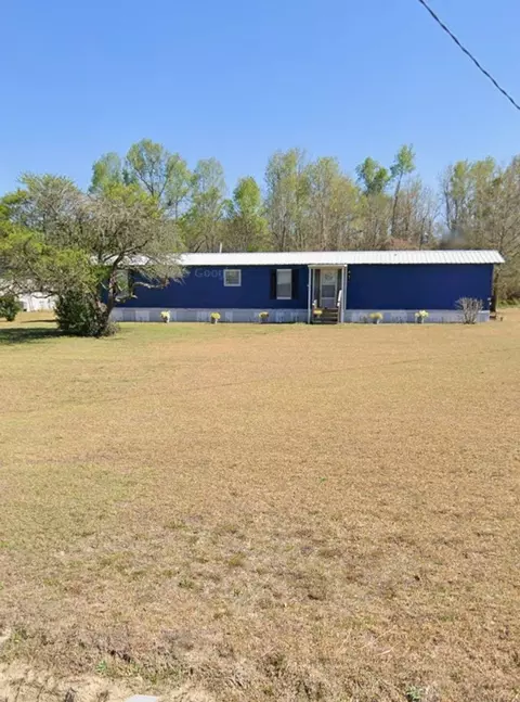 81 Lazy Ln, Bamberg, SC 29003
