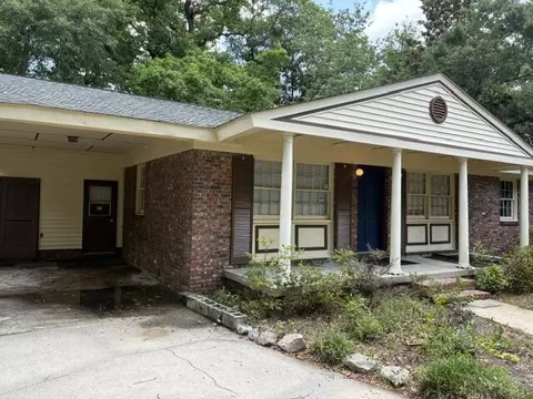 1455 Village Rd, Charleston, SC 29407