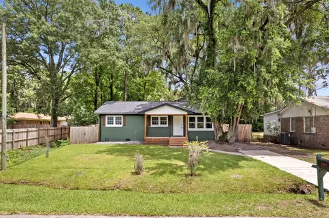 1907 Hazelwood Dr, Charleston, SC 29407