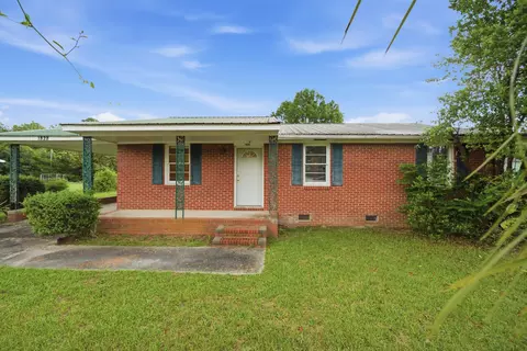 1828 Dellwood Dr, Orangeburg, SC 29115