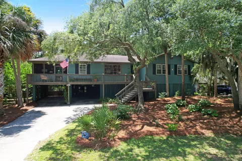 27 41st Ave, Isle Of Palms, SC 29451