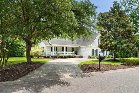 1633 Longview Rd, Mount Pleasant, SC 29464