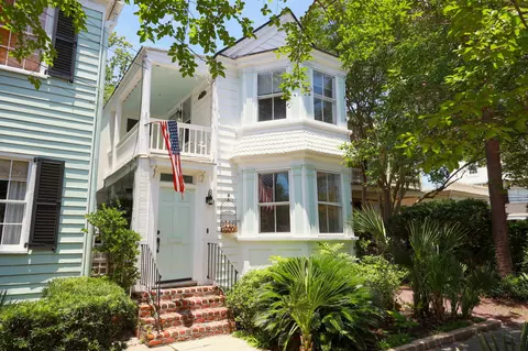 184 Wentworth, Charleston, SC 29401