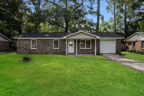 313 Water Oak Dr, Goose Creek, SC 29445